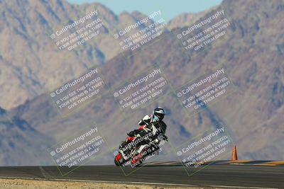 media/Dec-18-2022-SoCal Trackdays (Sun) [[8099a50955]]/Turn 10 (140pm)/